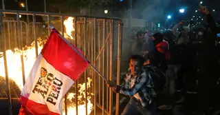 সরকারবিরোধী আন্দোলনের জেরে পেরুতে জরুরি অবস্থা জারি